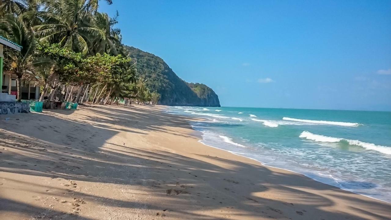 Khanom Sea Breeze Apartment Ngoại thất bức ảnh