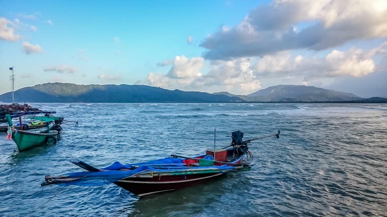 Khanom Sea Breeze Apartment Ngoại thất bức ảnh